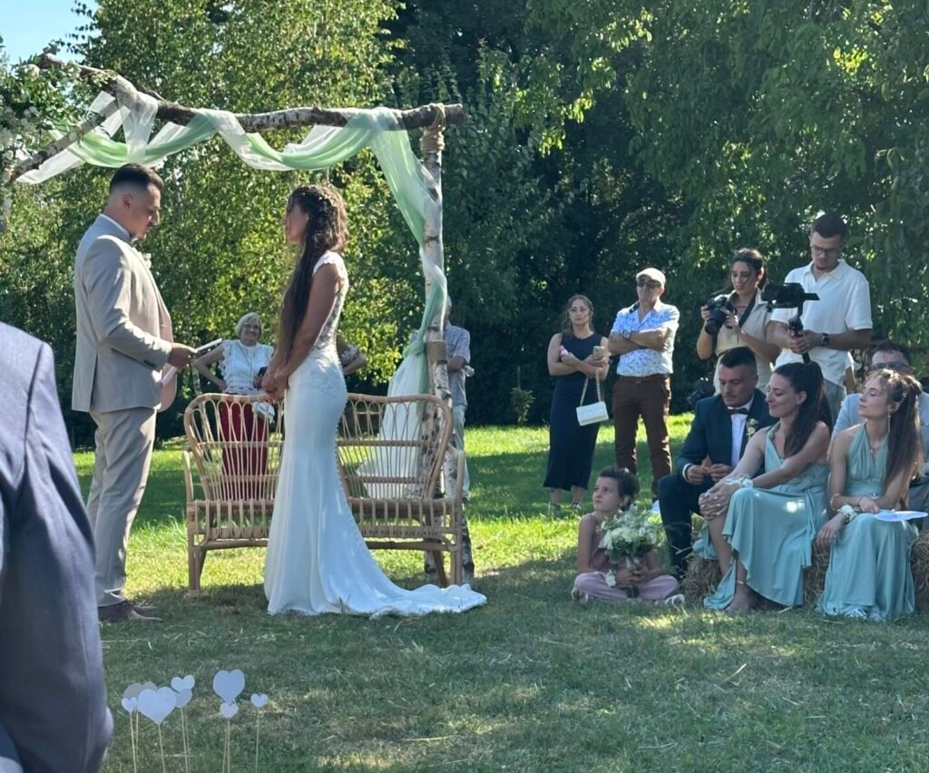mariage Gwen Nani, Vidal Production